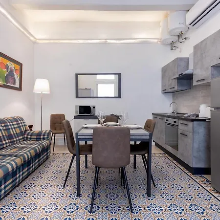 Appartement Historic Charm With A Classic Maltese Balcony Valletta